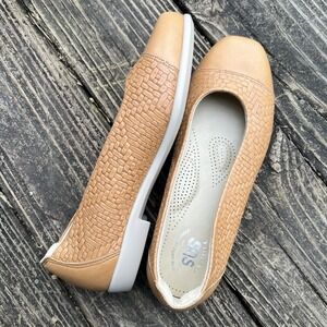 SAS Tripad Women Tan Woven Pattern Leather Comfort Loafer Slip On Womens 8.5 USA